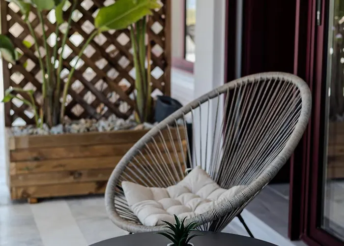 Amaze Place With A Sea View By Salt